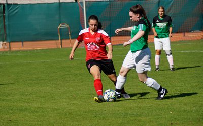 Katja Knörnschild mit Viererpack